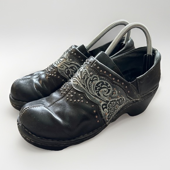 Ariat Shoes - Ariat Fatbaby Shoes‎ Womens Size 7.5 Black Leather Clogs Studded 10006777